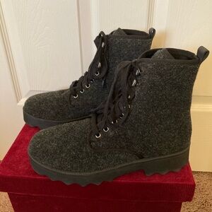 AEROSOLES Gray Combat Boots